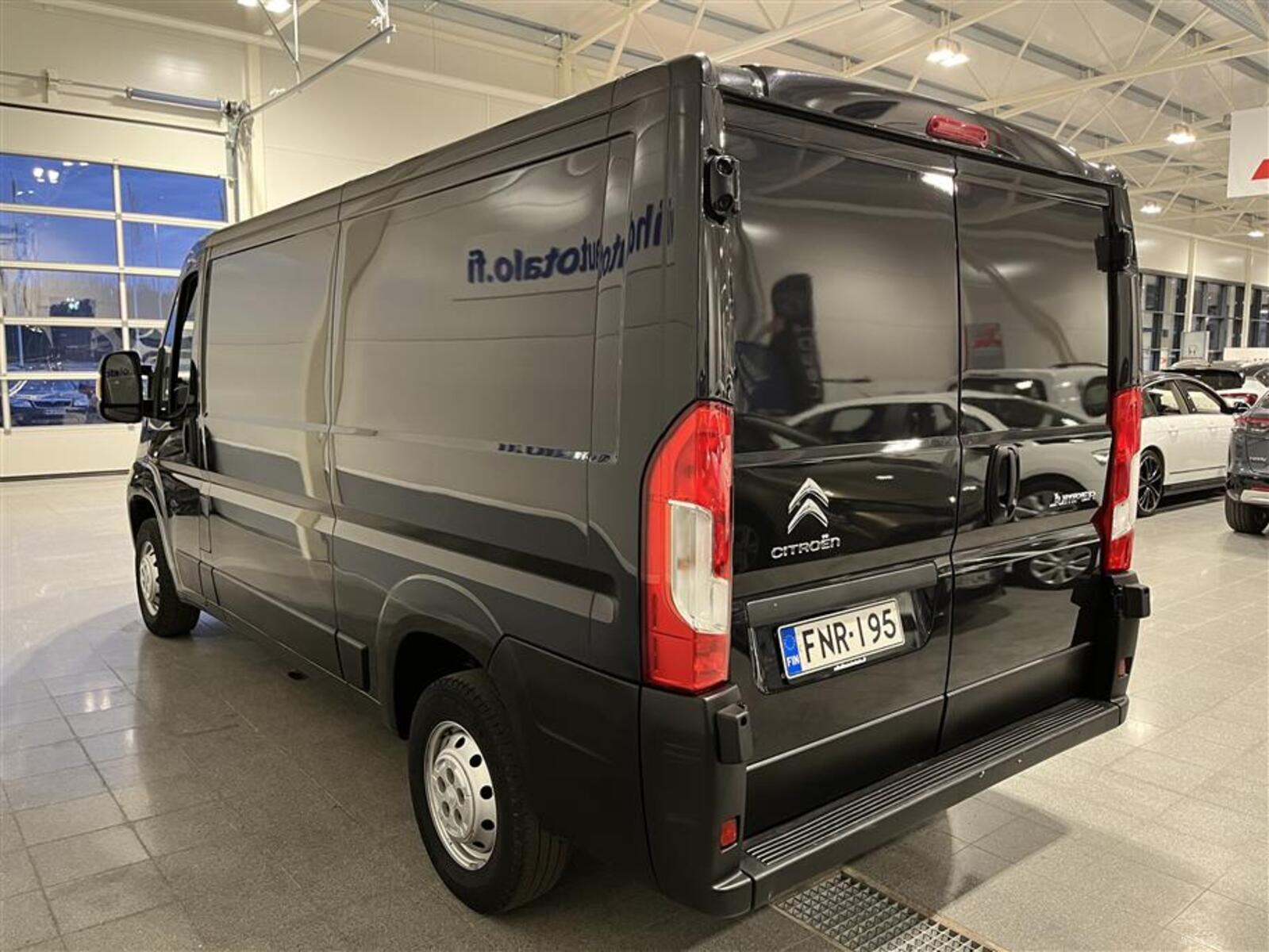 CITROEN JUMPER BlueHDi 130 35 L2H1/ 1.om / Merkkihuollettu / Vetokoukku / Metalliväri / Vanerointi / Webasto /, vm. 2019, 155 tkm