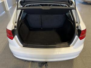 AUDI A3 Sportback Attraction 1,4 TFSI 92 kW S tronic S line Business / Lmppaketti / Vetokoukku / Xenon /, vm. 2011, 142 tkm (13 / 20)