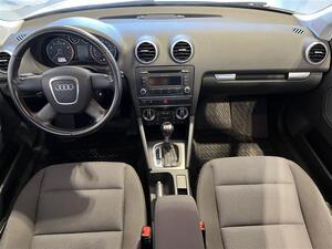 AUDI A3 Sportback Attraction 1,4 TFSI 92 kW S tronic S line Business / Lmppaketti / Vetokoukku / Xenon /, vm. 2011, 142 tkm (8 / 20)
