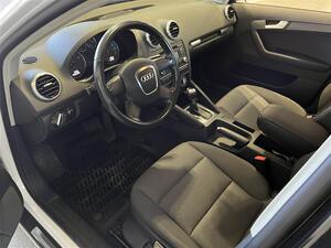 AUDI A3 Sportback Attraction 1,4 TFSI 92 kW S tronic S line Business / Lmppaketti / Vetokoukku / Xenon /, vm. 2011, 142 tkm (9 / 20)