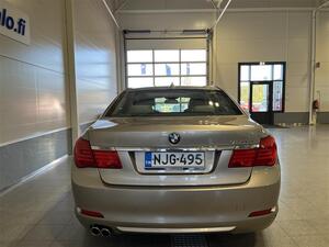 BMW 730 TwinPower Turbo A F01 Sedan / Imuovet / Navi / Peruutuskamera / Kattoluukku / Vaalea nahkaverhoilu /, vm. 2011, 245 tkm (5 / 34)