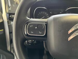 CITROEN BERLINGO PureTech 110 Feel M/ Jakohihna vaihdettu 12-24 ! / Merkkihuollettu / Lmppaketti /, vm. 2019, 121 tkm (15 / 24)