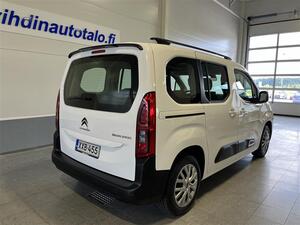 CITROEN BERLINGO PureTech 110 Feel M/ Jakohihna vaihdettu 12-24 ! / Merkkihuollettu / Lmppaketti /, vm. 2019, 121 tkm (4 / 24)