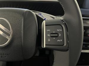 Citroen e-C3 Full Electric 113 Max 44 kWh ** Uusi -C3 nyt Vihdin Autotalossa! ** Sis. 2xrenkaat, vm. 2025, 1 tkm (20 / 31)