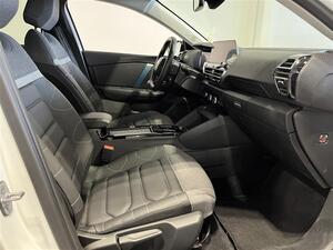 Citroen C4 Full Electric 156 Shine 54 kWh Aut. / Huom !! Isompi akku 54 kWh/ Suomi -auto / HUD / Navi /, vm. 2023, 21 tkm (11 / 27)