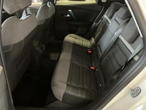 Citroen C4 Full Electric 156 Shine 54 kWh Aut. / Huom !! Isompi akku 54 kWh/ Suomi -auto / HUD / Navi /, vm. 2023, 21 tkm (12 / 27)