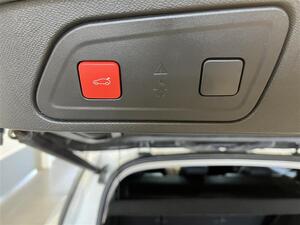 Citroen C5 Aircross Plug-in Hybrid 225 Shine Business -EAT8 Aut. / 1-omisteinen / Merkkihuollettu / Suomi -auto /, vm. 2023, 32 tkm (15 / 27)