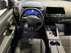 Citroen C5 Aircross Plug-in Hybrid 225 Shine Business -EAT8 AT/ 1. om/  Suomi-auto / Merkkihuollettu / 2 x renkaat alut, vm. 2023, 21 tkm (16 / 30)