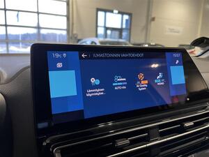 Citroen C5 Aircross Plug-in Hybrid 225 Shine Business -EAT8 AT/ 1. om/  Suomi-auto / Merkkihuollettu / 2 x renkaat alut, vm. 2023, 21 tkm (24 / 30)