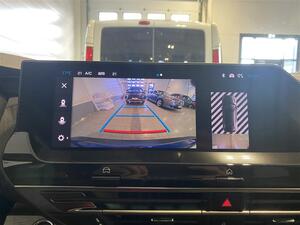 CITROEN C5 X Plug-in Hybrid 225 Feel Pack EAT8 / Merkkihuollettu / P-kamera Navi / LED-ajovalot / Mirror Screen /, vm. 2022, 33 tkm (25 / 27)