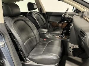 CITROEN C6 V6 2,7 HDi Exclusive Pack Lounge AT/ HUD / Navi / Nahat / Shkstiset istuimet edess ja takana/, vm. 2006, 254 tkm (11 / 23)
