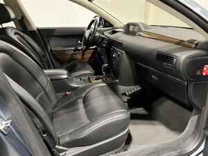 CITROEN C6 V6 2,7 HDi Exclusive Pack Lounge AT/ HUD / Navi / Nahat / Shkstiset istuimet edess ja takana/, vm. 2006, 254 tkm (12 / 23)