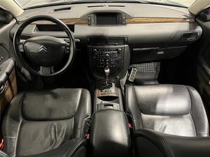 CITROEN C6 V6 2,7 HDi Exclusive Pack Lounge AT/ HUD / Navi / Nahat / Shkstiset istuimet edess ja takana/, vm. 2006, 254 tkm (8 / 23)