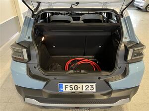 Citroen e-C3 Full Electric 113 Max 44 kWh AT/Metallivri / Navi / P-kamera / 2:t renkaat alkuperisill vanteilla, vm. 2024, 4 tkm (13 / 25)