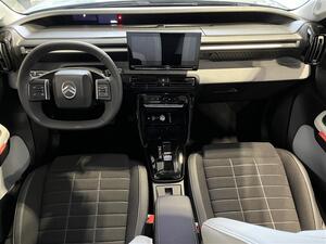 Citroen e-C3 Full Electric 113 Max 44 kWh AT/Metallivri / Navi / P-kamera / 2:t renkaat alkuperisill vanteilla, vm. 2024, 4 tkm (8 / 25)