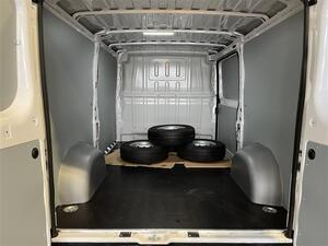 CITROEN JUMPER BlueHDi 120 33 L2H1 / Vetokoukku/ Hyvin varusteltu ! (Pack City & Pack Visibility) /, vm. 2023, 24 tkm (11 / 24)