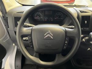 CITROEN JUMPER BlueHDi 120 33 L2H1 / Vetokoukku/ Hyvin varusteltu ! (Pack City & Pack Visibility) /, vm. 2023, 24 tkm (17 / 24)
