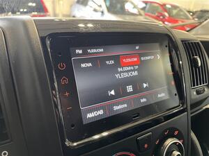 CITROEN JUMPER BlueHDi 120 33 L2H1 / Vetokoukku/ Hyvin varusteltu ! (Pack City & Pack Visibility) /, vm. 2023, 24 tkm (20 / 24)