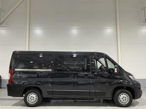 CITROEN JUMPER BlueHDi 130 35 L2H1/ 1.om / Merkkihuollettu / Met.vri / Vanerointi / Webasto /, vm. 2019, 155 tkm (2 / 18)
