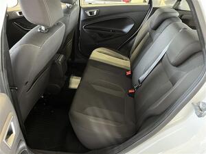 FORD Fiesta 1,0 80hv Start/Stop M5 Edition 5-ovinen ** Katsastettu 17.4.2025! **, vm. 2017, 132 tkm (12 / 25)
