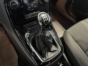 FORD Fiesta 1,0 80hv Start/Stop M5 Edition 5-ovinen ** Katsastettu 17.4.2025! **, vm. 2017, 132 tkm (17 / 25)