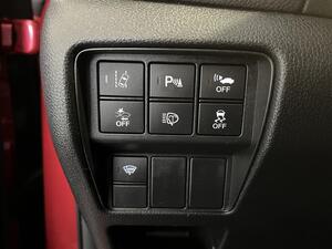 HONDA CR-V Hybrid Lifestyle AWD AT / 1.om / Suomi-auto / Nahkaverhoilu / LED-valot / Vetok. / Lämpöpaketti /, vm. 2020, 93 tkm (27 / 28)
