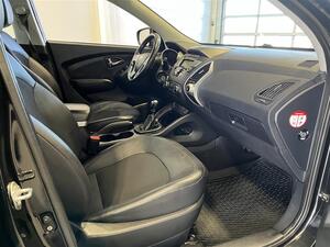 HYUNDAI ix35 1,7 CRDi 6MT ISG Comfort / Vetokoukku / Moottorilmmitin + sispistoke / Huippu hyv huoltokirja /, vm. 2011, 230 tkm (10 / 20)