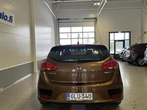 Kia Ceed 1,0 ISG 100hv LX 5D EcoDynamics / Moottori + sistilanlmmitin / Vakionopeudensdin /, vm. 2016, 145 tkm (5 / 21)