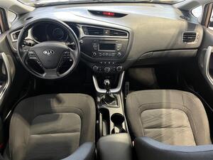 Kia Ceed 1,0 ISG 100hv LX 5D EcoDynamics / Moottori + sistilanlmmitin / Vakionopeudensdin /, vm. 2016, 145 tkm (8 / 21)