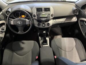 Toyota RAV4 2,0 VVT-i 4WD  / Katsastettu 27.2.2025! /, vm. 2006, 264 tkm (8 / 22)