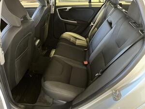 Volvo V60 V60 Momentum A  Bi-Fuel / Jakop juuri tehty! / Digimittaristo / PA-lmmitin / Peruutustutka /, vm. 2014, 263 tkm (12 / 25)